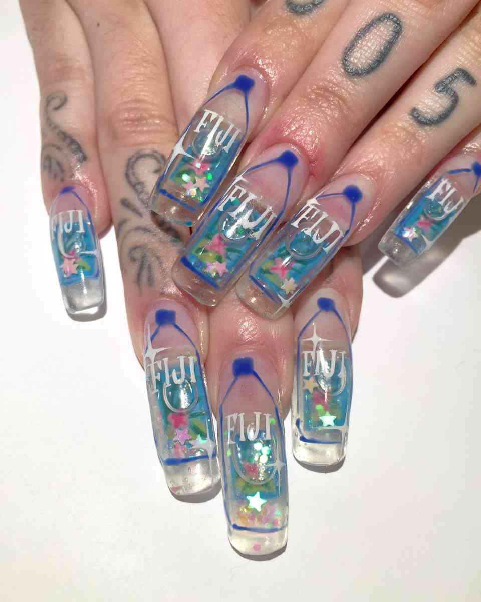 کاشت ناخن روش و طرح جدید